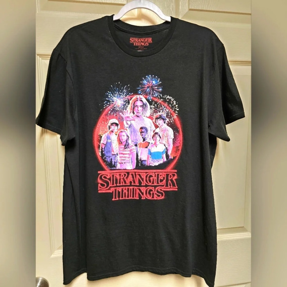 Netflix Other - Netflix Stranger Things Tshirt Black Sz Lg